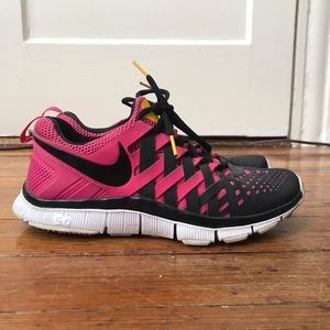 Nike - Livestrong Sneakers